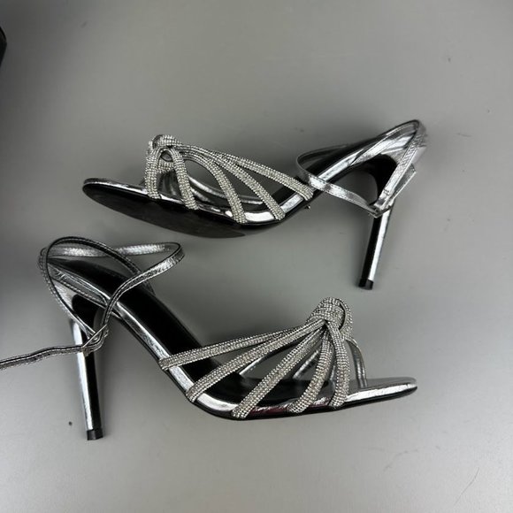 Tony Bianco Kyla Sandal in Silver Foil - Picture 6 of 9